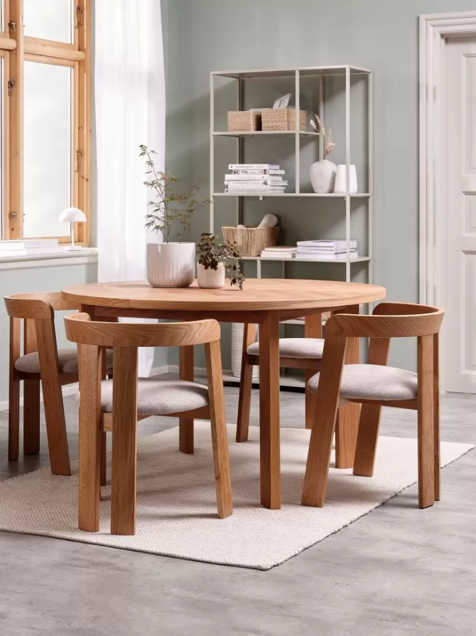 Discount HARESKOV Ø129 bord eg + 4 BOVRUP stole eg/beige Spisebordssæt
