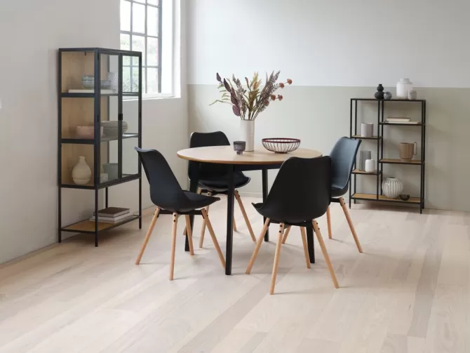 Clearance JEGIND Ø105 bord eg + 4 KASTRUP stole sort Spisebordssæt