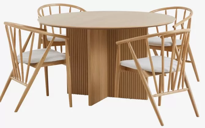 Sale VESTERBORG Ø130 bord eg + 4 ARNBORG stole eg Spisebordssæt